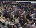 Il Parlamento europeo in sessione plenaria a Strasburgo (ANSA)