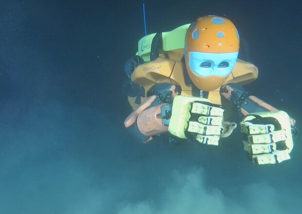 Il robot sub OceanOneK (fonte: DRASSM, Gedeon, Stanford University) © Ansa