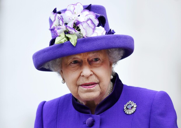 La regina Elisabetta, per i medici esempio di forze degli anziani © EPA