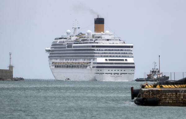 Coronavirus: cruise ships at Civitavecchia's port