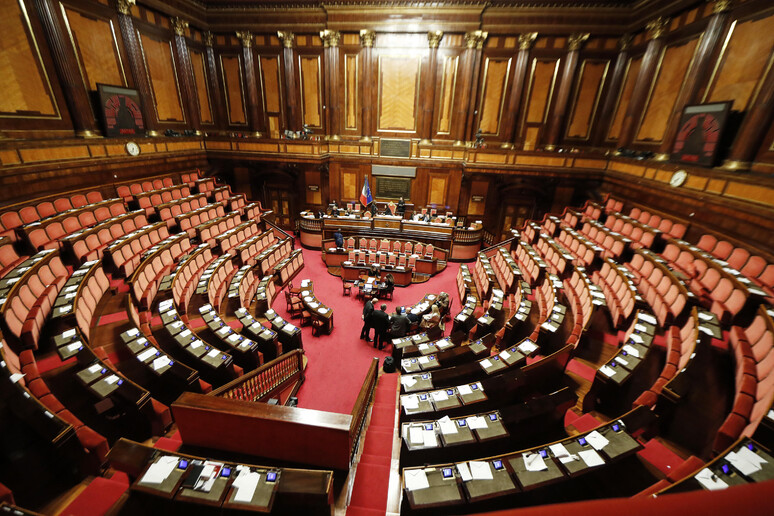 L 'Aula del Senato in una foto d 'archivio - RIPRODUZIONE RISERVATA
