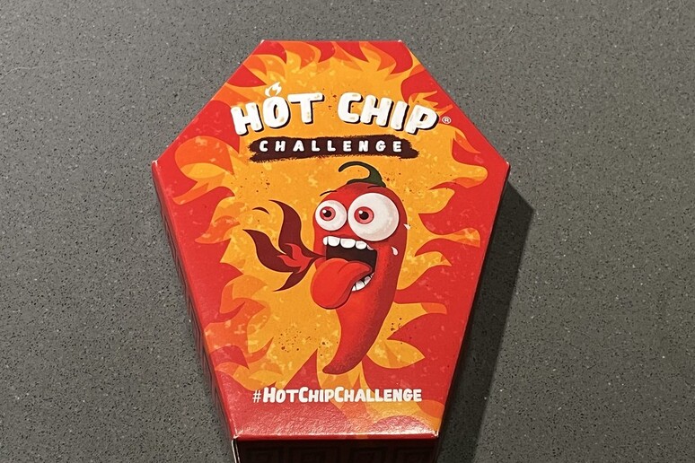 Rischi da sfida social  'Hot Chip Challenge ' - RIPRODUZIONE RISERVATA