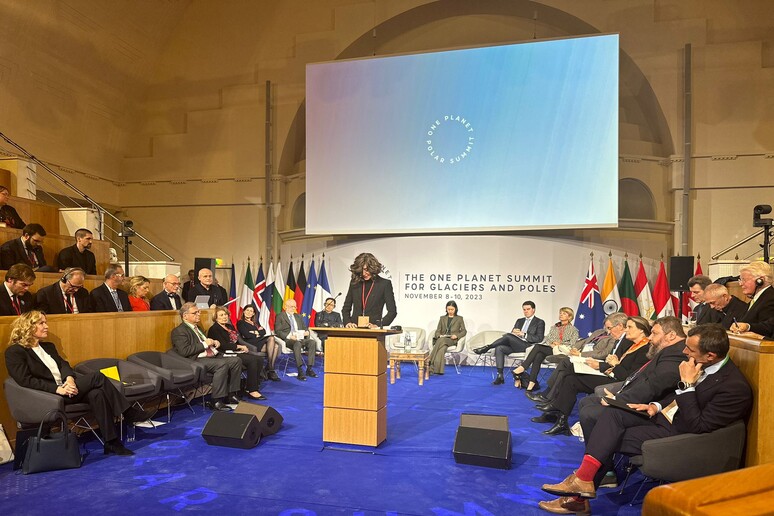 Il ministro dell 'Università e la Ricerca Anna Maria Bernini al Polar Summit di Parigi (fonte: MUR) - RIPRODUZIONE RISERVATA