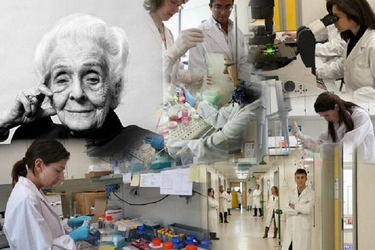 Il Nobel Rita Levi Montalcini e ricercatori dell 'Ebri (fonte: Fondazione EBRI) -     RIPRODUZIONE RISERVATA