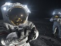 Rappresentazione artistica delle tute per gli astronauti che cammineranno sulla Luna (fonte: NASA) (ANSA)
