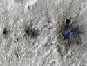 I crateri formati da un impatto il 5 settembre 2021 (fonte: NASA/JPL-Caltech/University of Arizona) (ANSA)