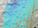 Rappresentazione grafica della firma chimica dell'acqua nel Polo Sud della Luna, rilevata dallo strumento Sofia (fonte: NASA, Goddard Space Flight Center Scientific Visualization Studio/Ernie Wright) (ANSA)