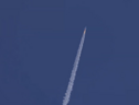 La navetta Vss Unity della Virgin Galactic poco dopo il rilascio da parte dell'aereo madre Vms Eve (fonte: NSF) (ANSA)