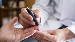 Diabete, più complicanze se la diagnosi arriva a 50 anni (ANSA)