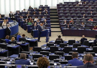 Briefing pre-sessione con gli eurodeputati italiani (ANSA)