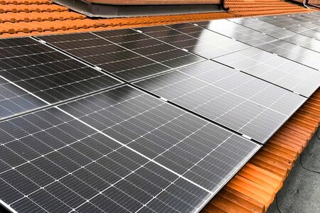 L'esecutivo europeo: "aiuti ai produttori di energia solare senza influenzare il mercato"