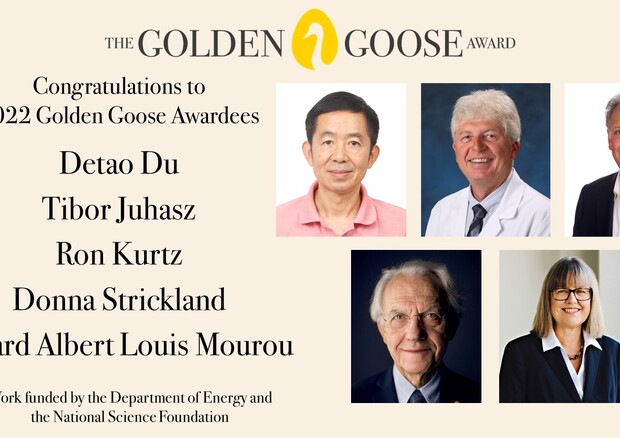 I cinque ricercatori premiati per lo sviluppo della tecnica di chirurgia oculare Lasik (Fonte: The Golden Goose Awards) © Ansa