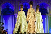 Sfilata di moda con caftani a Rabat in Marocco (ANSA)