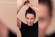 Mahsa Amini, attrici francesi si tagliano i capelli in solidarieta' con le donne iraniane