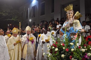 Tunisi:a La Goulette la processione della Madonna di Trapani (ANSA)