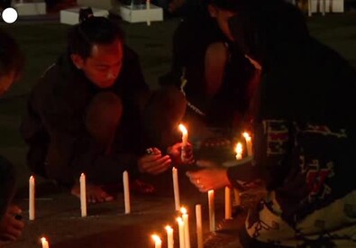 Indonesia, preghiera di massa per le vittime della calca mortale nello stadio