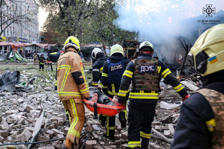 Ucraina: almeno 7 feriti a Kiev, altri 5 a Cherkasy