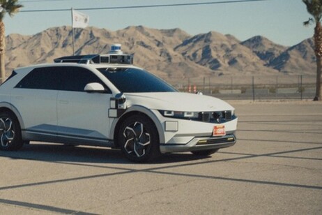 Robotaxi Ioniq5 al test di 'guida' al Las Vegas