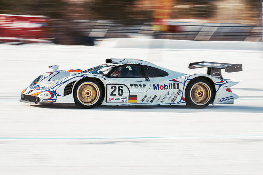 Porsche 911 GT1, dal trionfo a Le Mans al ghiaccio di Aspen - RIPRODUZIONE RISERVATA