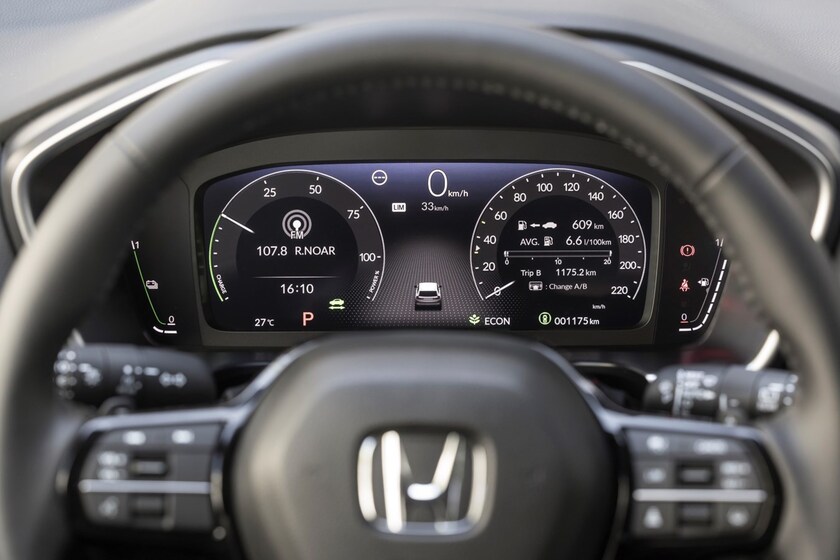 Honda CR-V e:HEV - RIPRODUZIONE RISERVATA