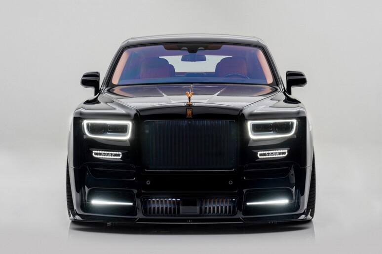 Mansory Rolls-Royce Phantom, look estremo e super lusso - RIPRODUZIONE RISERVATA