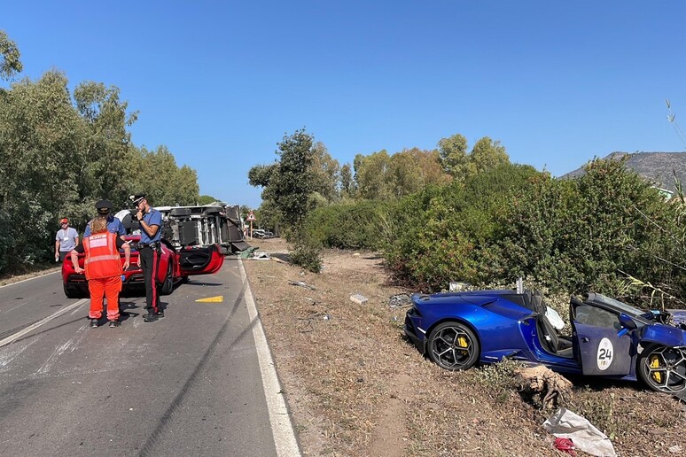 Scontro tra auto e camper nel sud Sardegna, due morti - RIPRODUZIONE RISERVATA