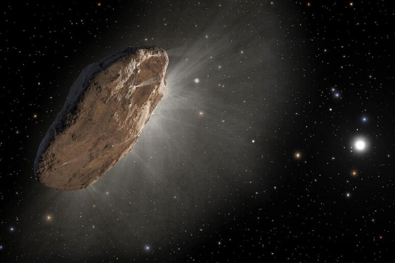 Rappresentazione artistica della come interstellare  'Oumuamua, mentre liera ossigeno avvicinandosi al Sole (fonte: NASA, ESA , Joseph Olmsted e Frank Summers di STScI) - RIPRODUZIONE RISERVATA